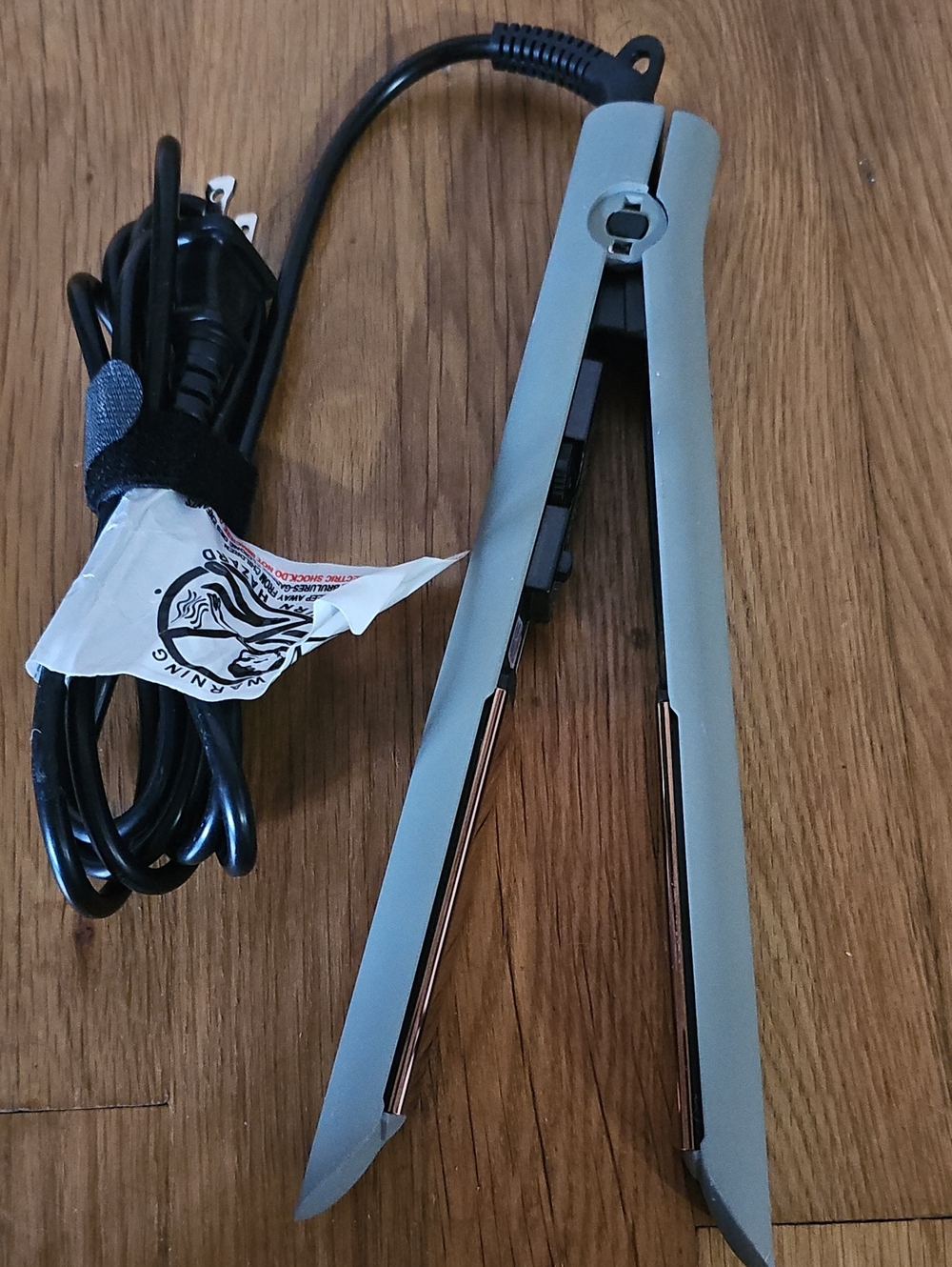 Complex Culture Titanium Flat Iron Straightens & Curls Hair Stlying Tool - Picture 13 of 14